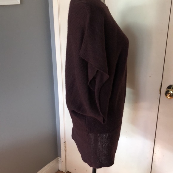 CAbi Pull Over Short Sleeve Sweater, size M - Picture 2 of 6